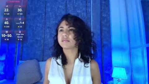 Emily online show from December 21, 12:20 pm