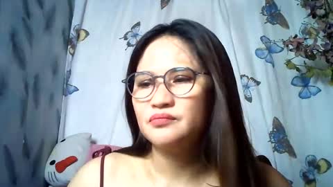 amazing angel online show from June 19, 1:10 am