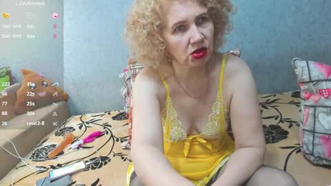 Snapshot of amazing_big_butt chatting on February 12, 7:02 am Lissy online show from February 12, 7:02 am