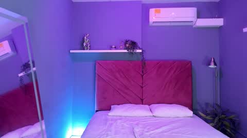 Ambar online show from January 15, 8:15 pm