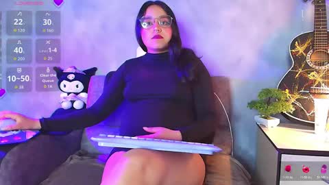 ambardevon_x online show from May 25, 8:19 pm
