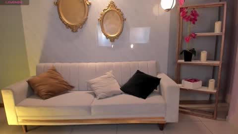 Ambar  online show from September 16, 3:20 pm