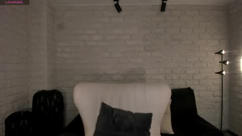 Ambar  online show from May 31, 11:38 am