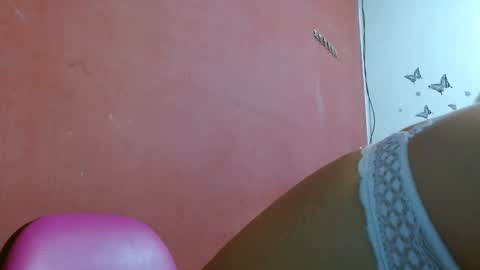 ambarmilf09 online show from October 1, 3:22 am