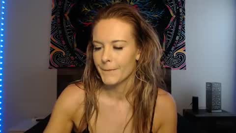 Amber online show from February 19, 3:16 pm