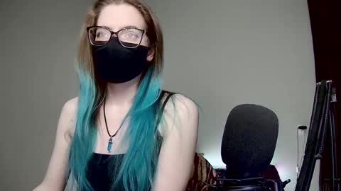 Snapshot of amber_candyfloss chatting on January 6, 11:31 pm Amber non-nude model online show from January 6, 11:31 pm