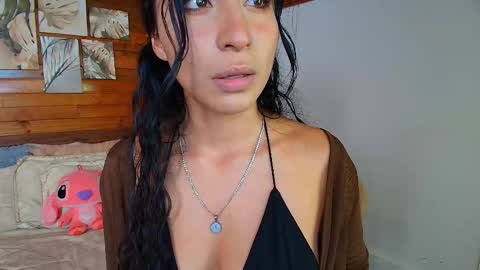 amber_curly online show from February 25, 6:28 pm