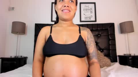 julieta  online show from March 5, 7:20 pm