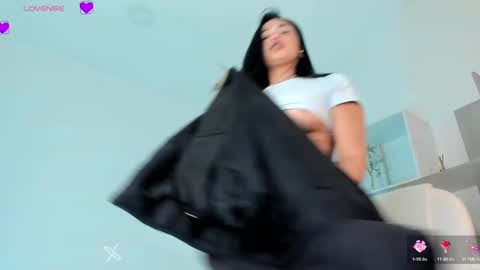 Amber online show from October 7, 5:28 pm