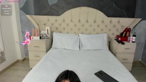 Snapshot of amberrgrey_ chatting on October 2, 6:46 pm Amber Grey online show from October 2, 6:46 pm