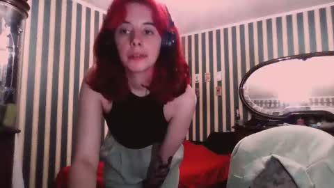 amberrrdolll online show from June 30, 8:08 pm