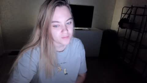 Snapshot of ambrosia__ chatting on October 8, 12:37 am ambrosia__ online show from October 8, 12:37 am