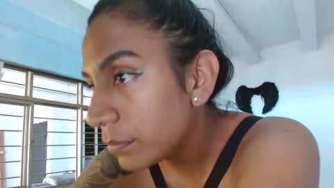 amelia  online show from November 12, 4:49 pm