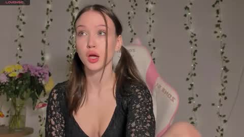 Your Amelia online show from December 14, 12:38 am