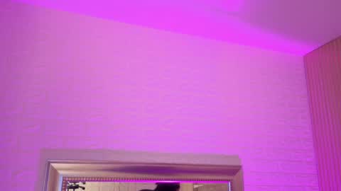 AMELIA CASTELL  online show from March 31, 3:56 pm