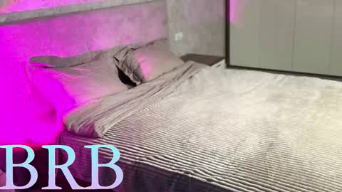 amelialy online show from November 27, 9:56 am