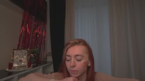 Snapshot of ameliamber0 chatting on February 13, 2:52 pm Amelia online show from February 13, 2:52 pm