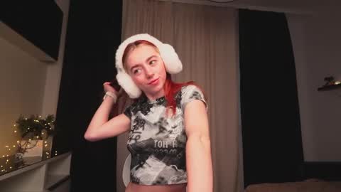 Snapshot of ameliamber0 chatting on December 29, 3:03 pm Amelia online show from December 29, 3:03 pm