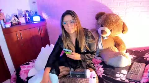 I am Ame  Nice to meet you   online show from November 15, 6:47 am