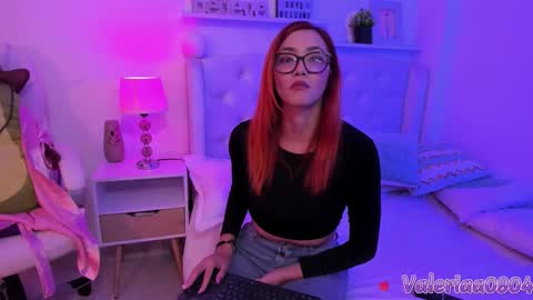 Snapshot of ameliarossi_ chatting on September 19, 6:01 am Valeria Arias online show from September 19, 6:01 am