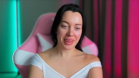 Amelia Sonk online show from October 20, 12:52 pm