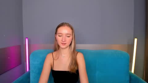 ameliawise online show from January 16, 1:36 pm