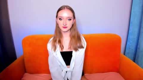 ameliawise online show from December 5, 9:06 am