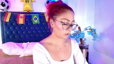 Amelie online show from July 11, 11:21 am
