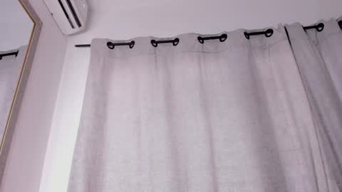 Amelia online show from January 18, 9:44 pm