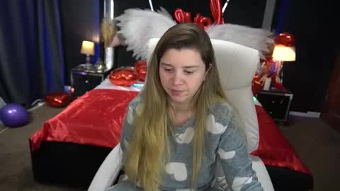 amellymillyy online show from February 11, 6:59 am