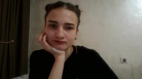 Snapshot of amethystnight_ chatting on March 4, 6:37 am Julia online show from March 4, 6:37 am