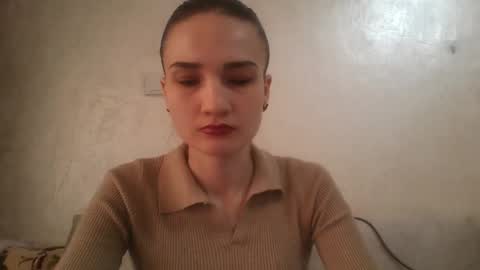 Snapshot of amethystnight_ chatting on March 5, 6:12 am Julia online show from March 5, 6:12 am
