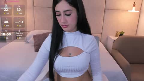 Snapshot of amiirra_ chatting on January 15, 9:51 pm Amira sweet online show from January 15, 9:51 pm