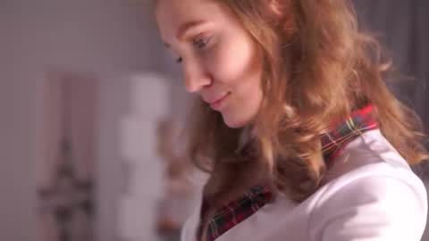 Emily online show from November 24, 2:19 pm