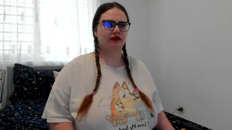 Amira Vyxen online show from March 25, 7:55 am