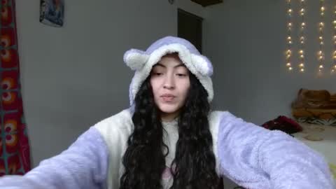 Snapshot of amitlu_ chatting on March 4, 9:32 pm amitlu_ online show from March 4, 9:32 pm