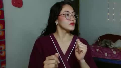 amitlu_ online show from November 5, 6:13 pm