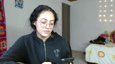 Snapshot of amitlu_ chatting on March 3, 10:51 pm amitlu_ online show from March 3, 10:51 pm