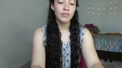 Snapshot of amitlu_ chatting on September 9, 7:35 pm amitlu_ online show from September 9, 7:35 pm