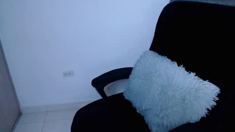 diana online show from March 10, 2:15 am