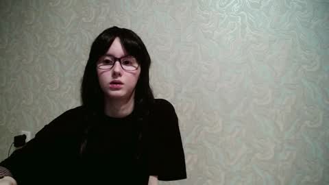 Amomira honeyx online show from November 8, 12:43 pm