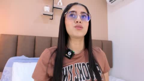 amy__wats0n online show from May 29, 7:12 pm