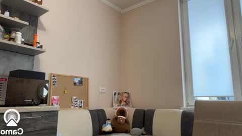 Amy Chill online show from February 13, 9:41 am