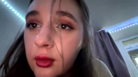 Amy hemii online show from October 6, 1:44 am