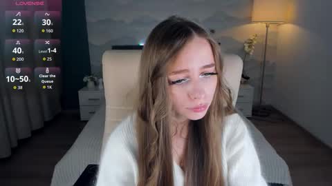 Snapshot of amy_vayne chatting on September 17, 7:01 pm Amy online show from September 17, 7:01 pm