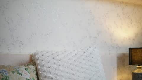  Amy  online show from April 5, 8:52 pm