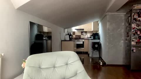 amyroberta92 online show from December 4, 7:43 am