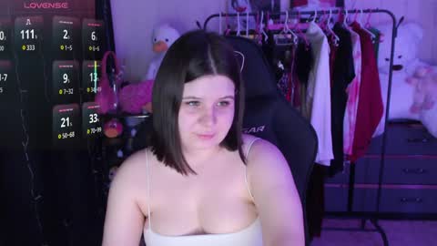 amyvibes online show from April 14, 6:41 pm