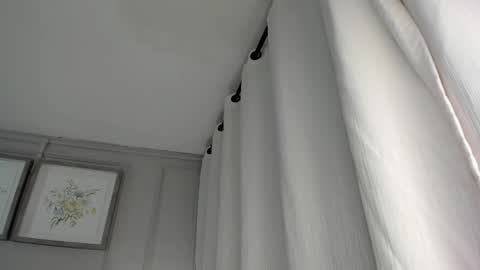 Ana  online show from December 16, 10:54 am