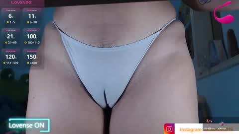 Snapshot of ana_loveee chatting on October 13, 2:14 am Ana lopez - Cameltoe girl online show from October 13, 2:14 am